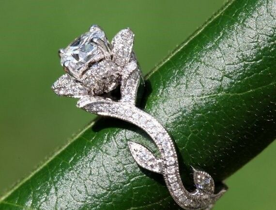 Flower Inspired Engagement Ring 1.4ct Round Cut Diamond 14k White Gold Finish