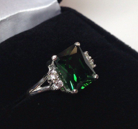 1.2ct Green Emerald Unique Women Solitaire Engagement Ring 14k White Gold Finish