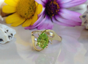 1.3ct Engagement Ring Oval Green Peridot Split Twist Shank 14k Yellow Gold Over