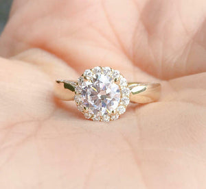 1.5Ct Round Cut VVS1D Diamond Floral Halo Engagement Ring 14K Yellow Gold Finish