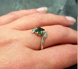 0.6ct Princess Cut Green Emerald Twist Swirl Solitaire Ring 14k WhiteGold Finish