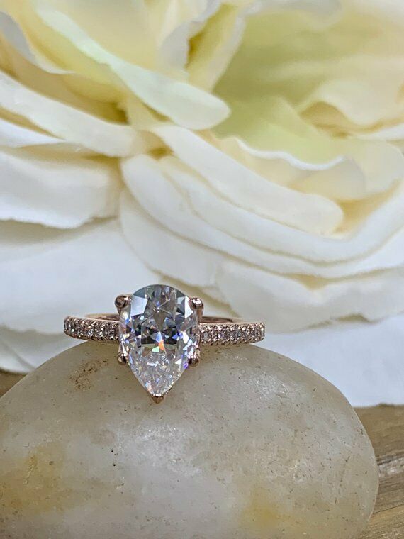 1.5ct Pear Cut Diamond 4 Prong Solitaire Engagement Ring 18k Rose Gold Finish