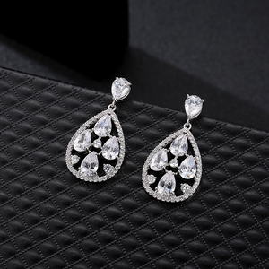 4Ct Pear Cut VVS1/D Diamond Stylish Halo Tear Drop Earring 14K White Gold Finish