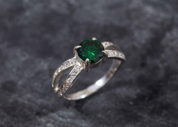 1.6ct Engagement Ring Round Cut Green Emerald Split Shank 14k White Gold Finish