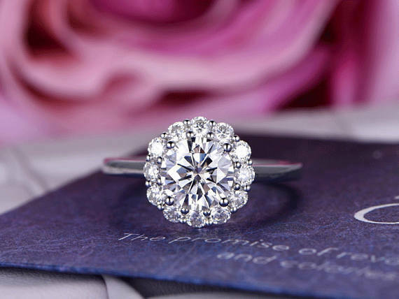 1.3Ct Round Cut VVS1/D Diamond Floral Halo Engagement Ring 14K White Gold Finish