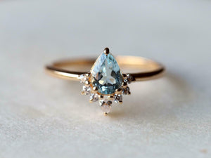 1ct Pear Cut Blue Aquamarine Crown Tiara Minimalist Ring 14k Yellow Gold Finish