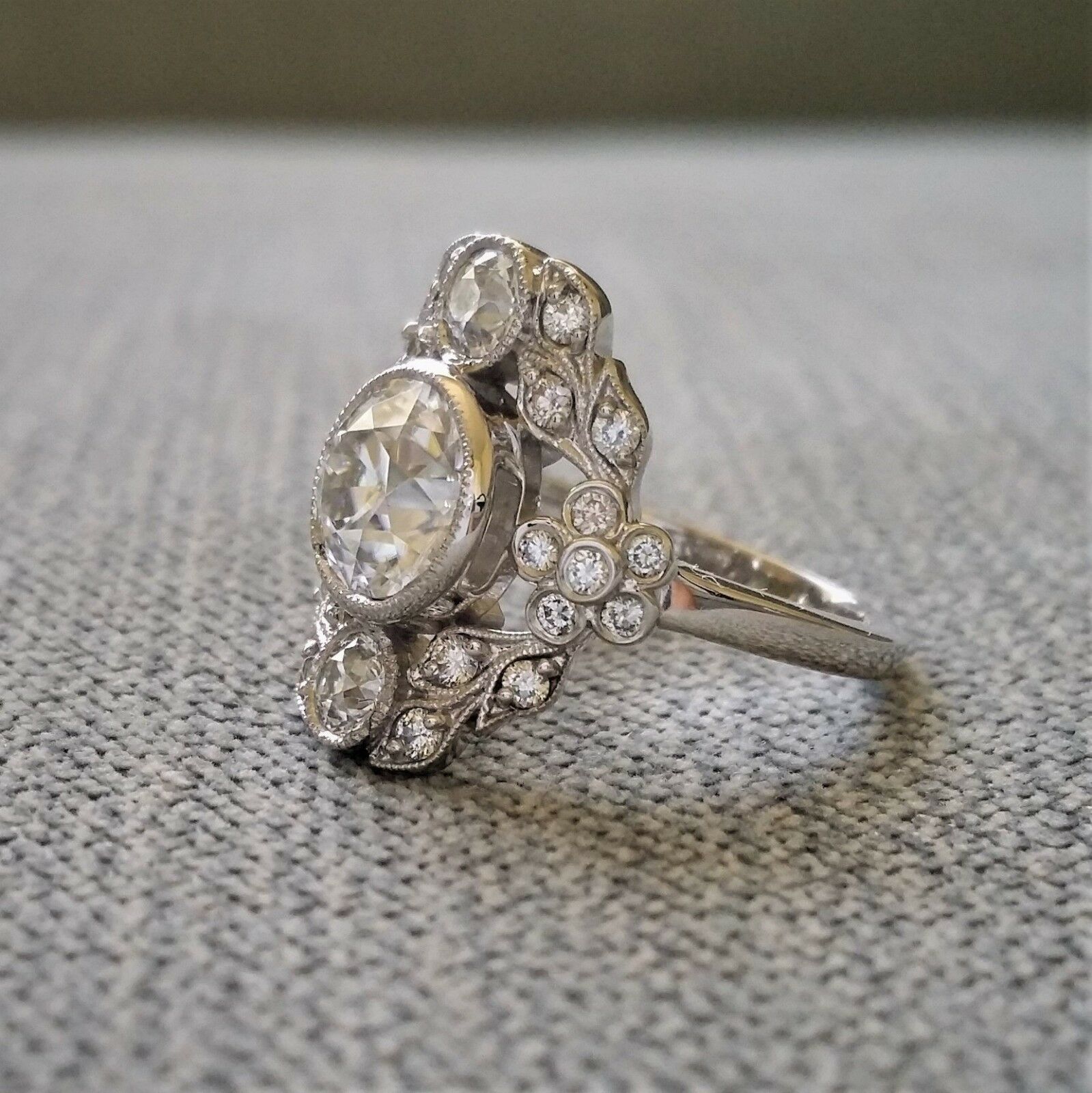 14kt Antique diamond engagement high quality ring