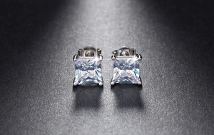 1.5ct Princess Cut Diamond 4 Prong Solitaire Stud Earrings 14k White Gold Finish