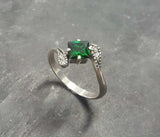 0.6ct Princess Cut Green Emerald Twist Swirl Solitaire Ring 14k WhiteGold Finish