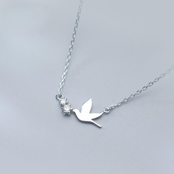 0.5Ct Round Cut Diamond Flying Bird Freedom Pendant Chain 14K White Gold Finish