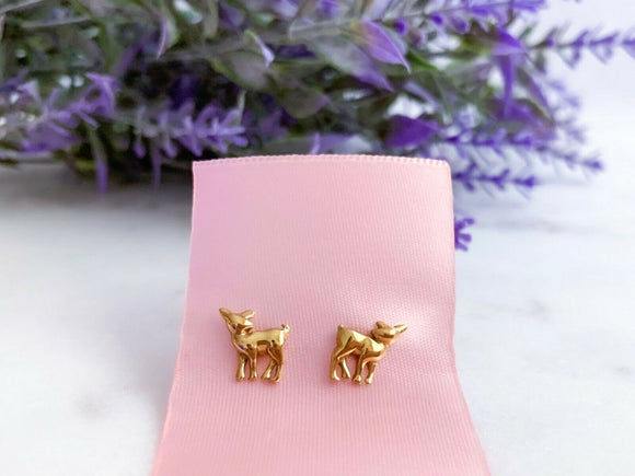 Deer Stag Design Stud Earrings 14k Yellow Gold Finish