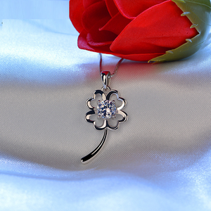 0.3ct Round Cut VVS1 Diamond Pendant Flower Design 14k WhiteGold Finish NO CHAIN