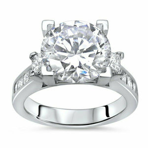 2.5Ct Round Cut Diamond Princess Accents Solitaire Ring 14K White Gold Finish