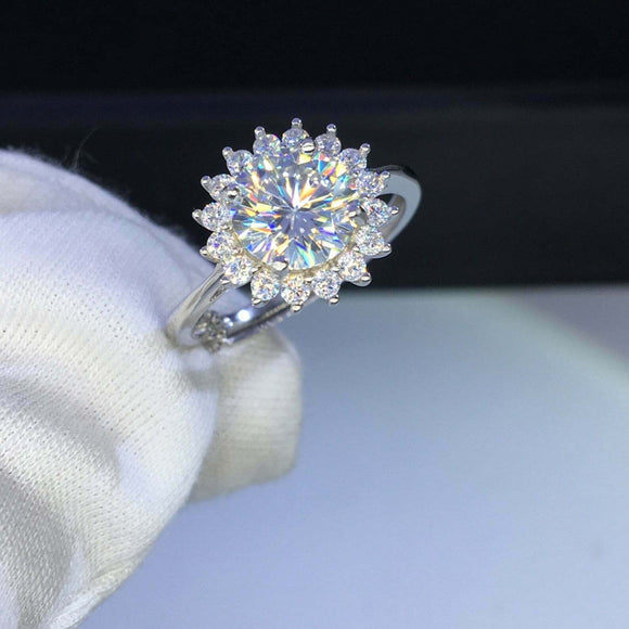 2.2ct Round Cut VVS1D Diamond Engagement Ring Cluster Halo 14k White Gold Finish