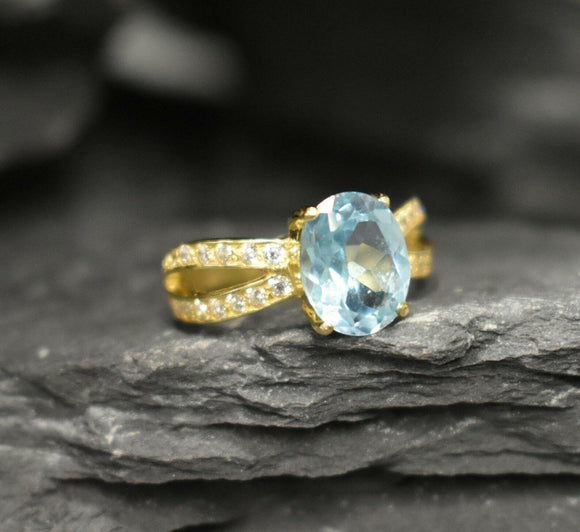 1.6ct Engagement Ring Oval Cut Blue Aquamarine Split Shank 14k YellowGold Finish