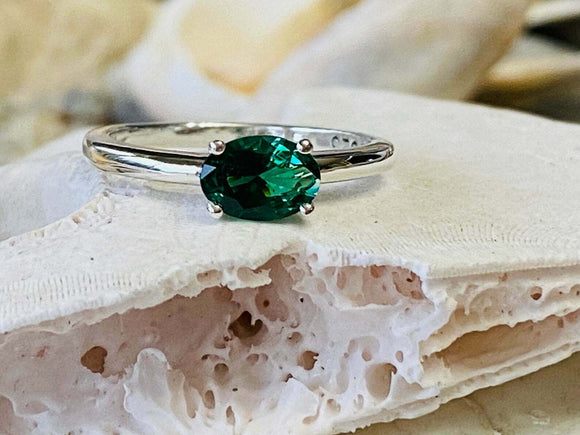 0.9ct Engagement Ring Oval Cut Green Emerald Solitaire Women 14k White Gold Over