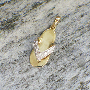 0.1ct Round Cut VVS1 Diamond Flip Flop Pendant 14k Yellow Gold Finish NO CHAIN