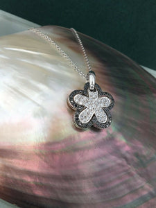 1.5ct Round Cut Black & White Diamond Flower Pendant Chain 14k White Gold Finish