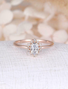 1.5Ct Oval Cut DVVS1 Diamond Floral Halo Engagement Ring 14K Rose Gold Finish