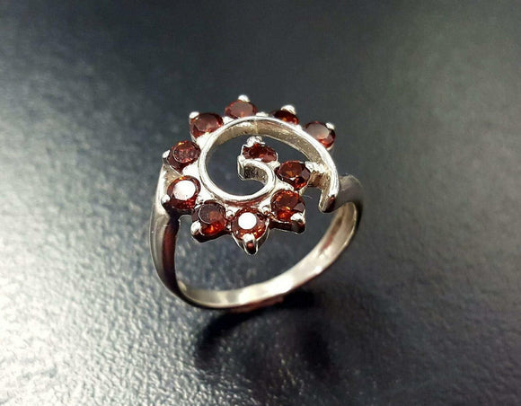 1.5ct Engagement Ring Round Cut Red Garnet Swirl Twist 14k White Gold Finish