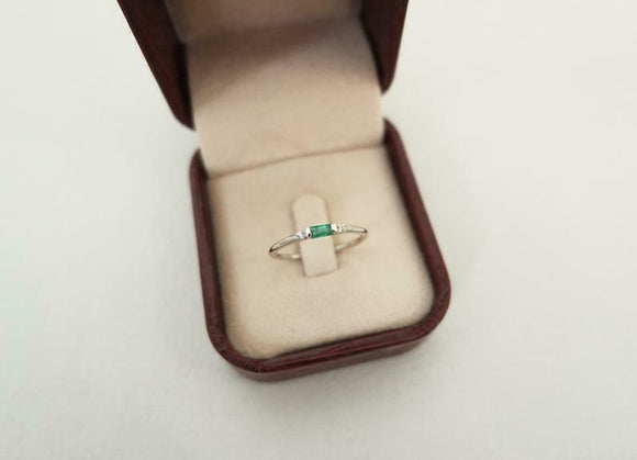 0.2ct Engagement Ring Baguette Cut Green Emerald Trilogy 14k White Gold Finish