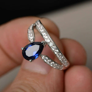 1.5ct Pear Cut Blue Sapphire Crown Design Engagement Ring 18k White Gold Finish