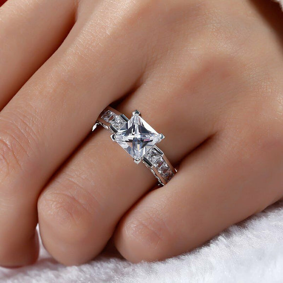 2Ct Princess Cut Diamond Solitaire with Accent Vintage Ring 14K White Gold Over