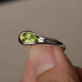 0.75ct Oval Cut Green Peridot Solitaire Engagement Ring 14k White Gold Finish